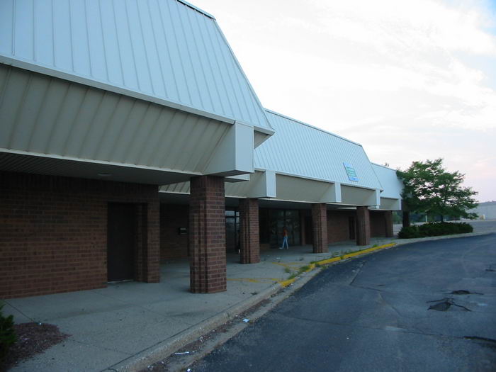 Movies at North Kent - NORTH KENT THEATERS AS OF 2002